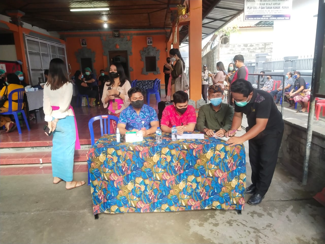 Kegiatan Vaksinasi Massal Covid 19 Di Br. Buaji Anyar, Kesiman