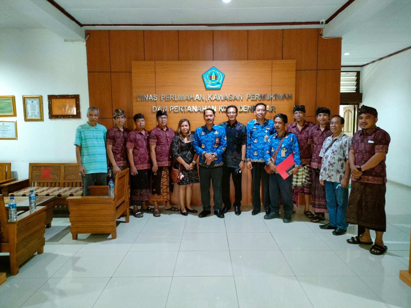 Rapat Pembahasan Rencana Perbaikan Bale Kulkul dan Penataan Pura Dalem Penataran Sari Br. Pekandelan