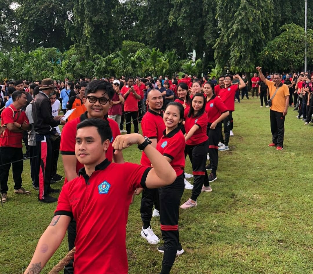 Lomba Tarik Tambang antar OPD Meriahkan HUT Ke-235 Kota Denpasar
